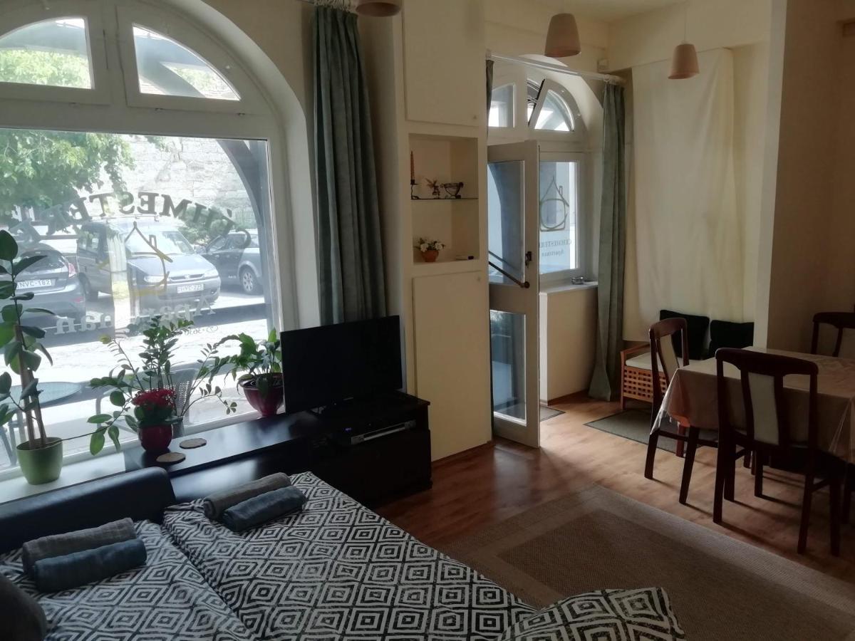 Cehmesterek Apartman Eger Exterior photo