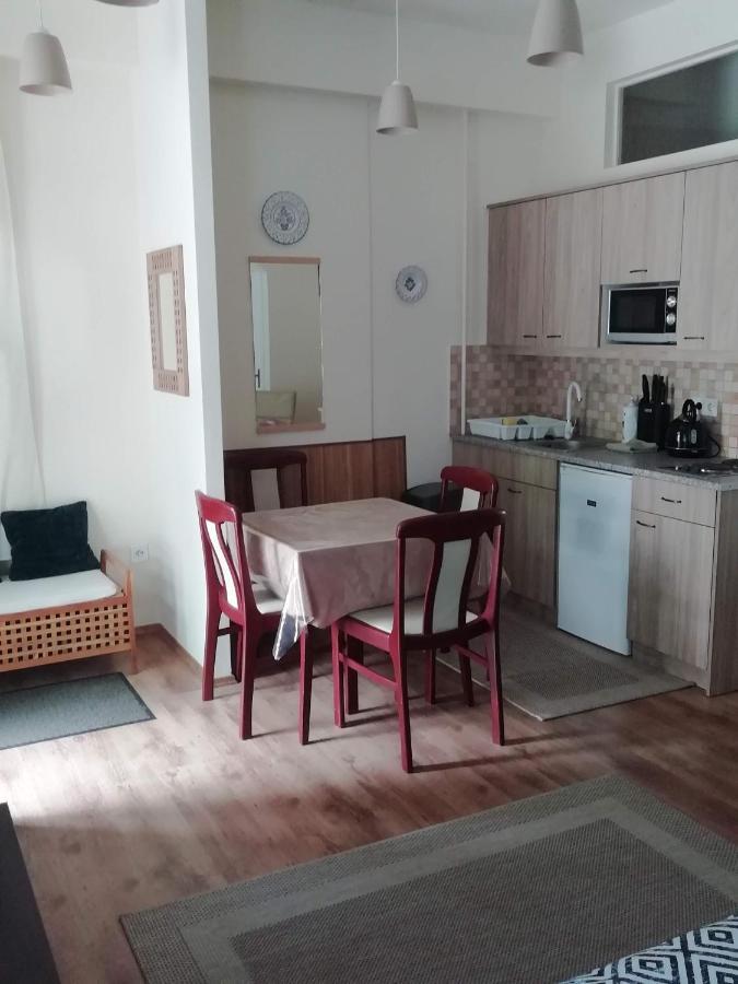 Cehmesterek Apartman Eger Exterior photo